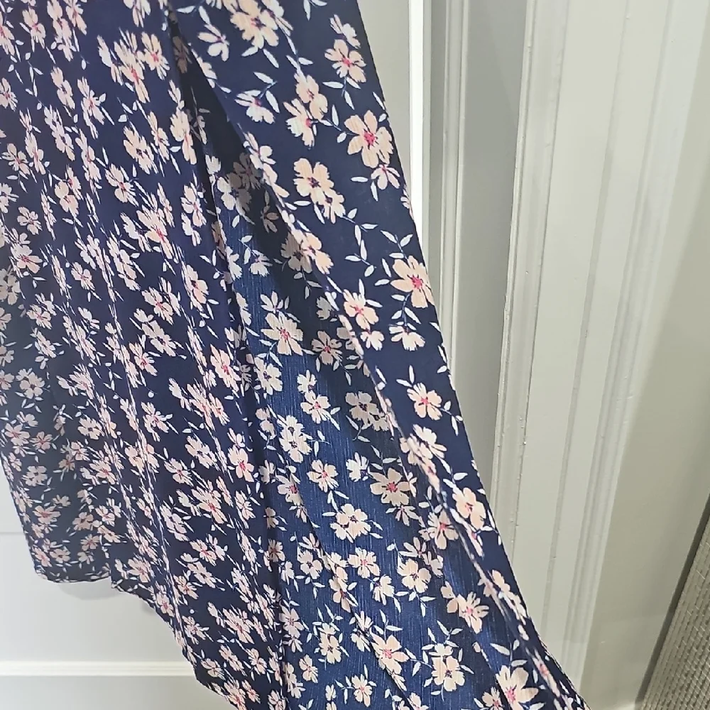Floral Off-Shoulder Maxi Dress - Picture 6 of 11